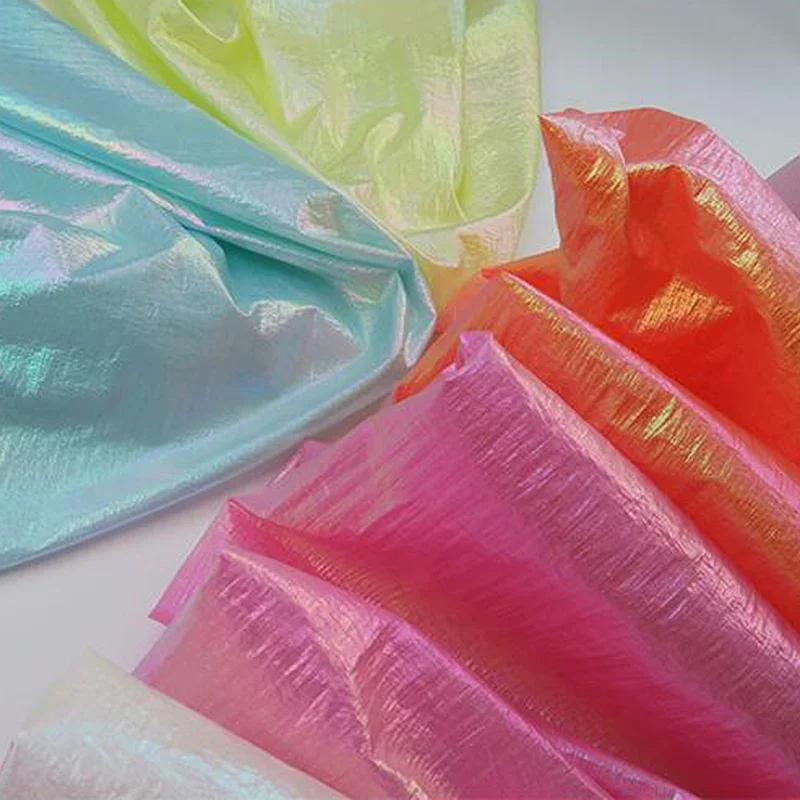 Sewing Jackets - Tissu Doudoune Laser Nacré, Dégradé Coloré,