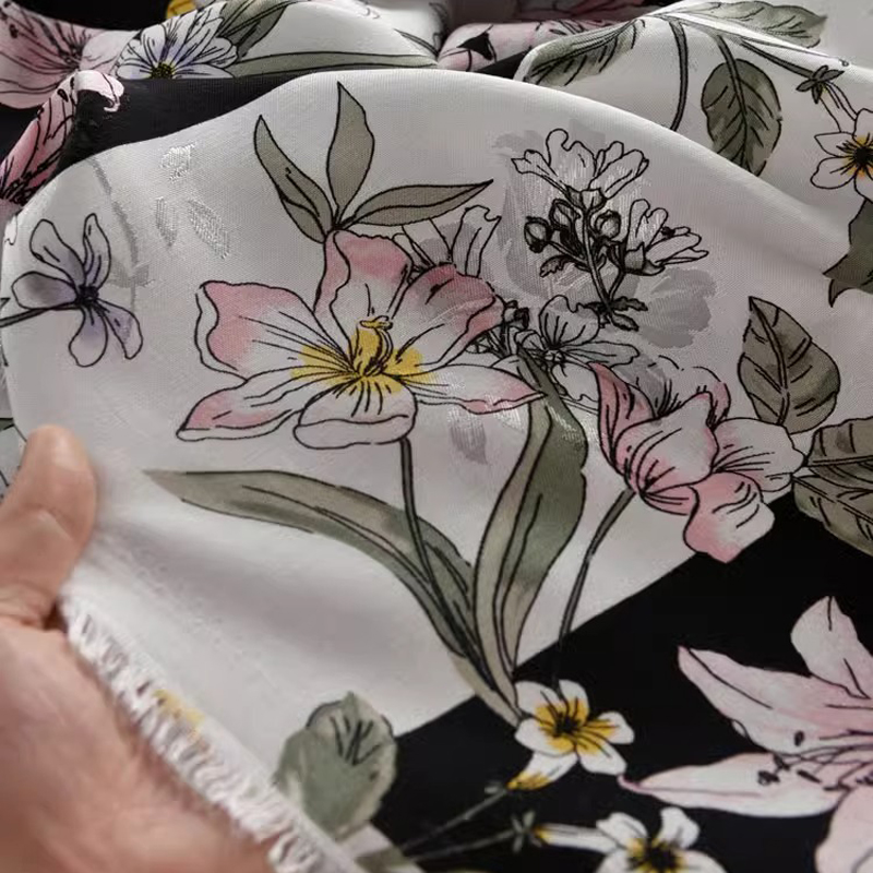 Tissu en Coton Imprimé Floral  - Sewing Jackets avis et prix