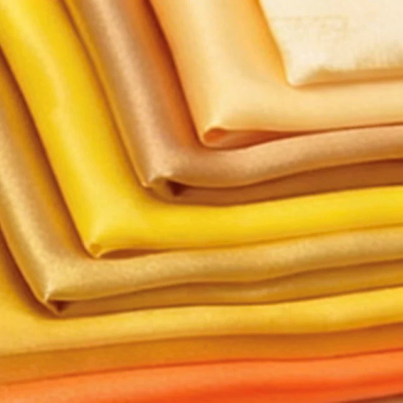 Tissu satiné doux multicolore, - Is Sewing A Textile Craft avis et prix