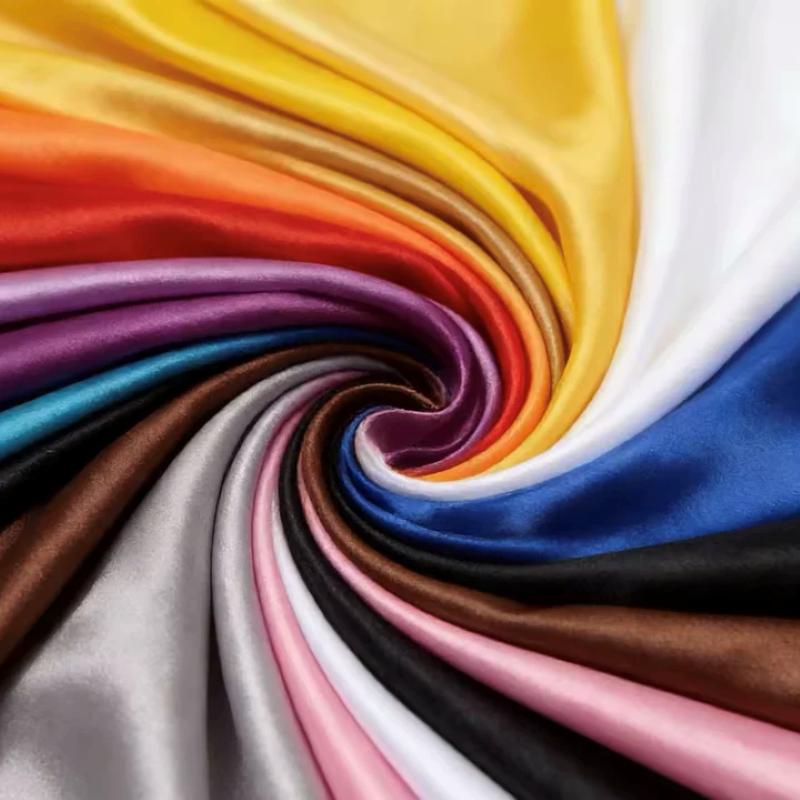 Tissu satiné doux multicolore, - Is Sewing A Textile Craft avis et prix